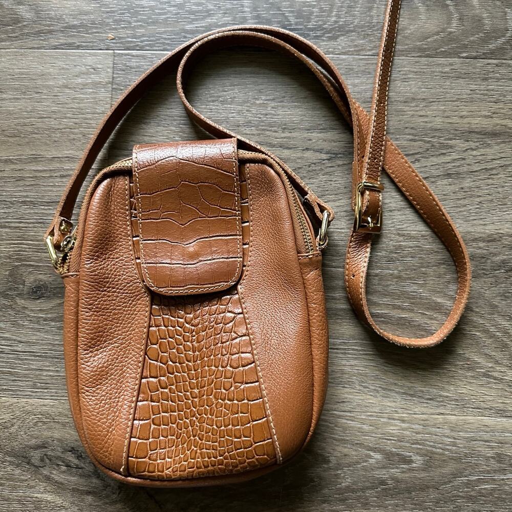Stella Bianca Crossbody Leather purse